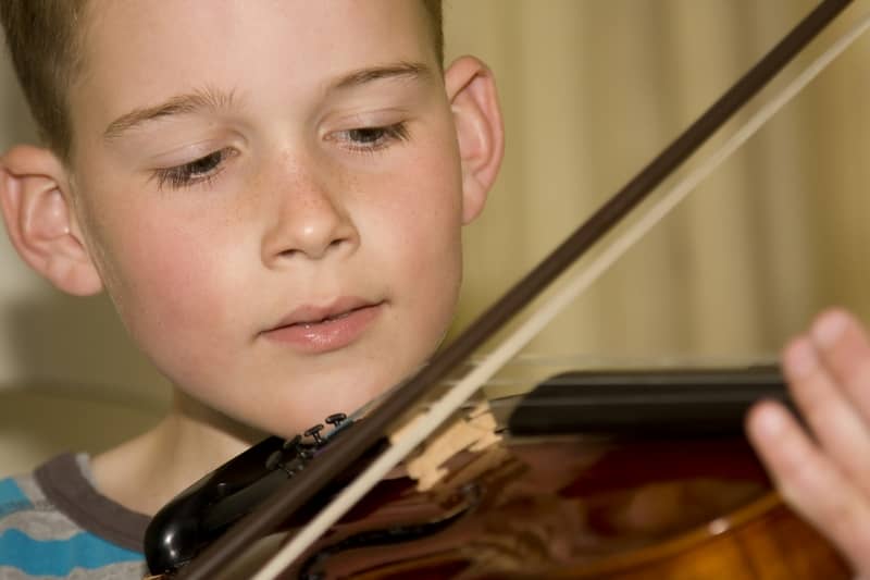 Johannes de Doper en jonge vioolspeler: verschil en gelijkenis – Homilie van Nikolaas Sintobin sj voor de tweede zondag van de advent