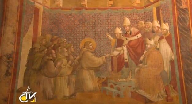 Paus Franciscus bidt op graf van de heilige Clara: rechtstreekse beelden