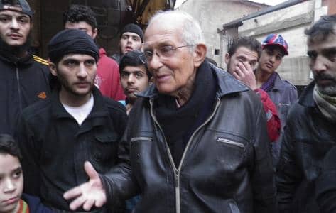 Laatste nieuws van Frans van der Lugt sj uit Homs: hoe hij erin slaagt om toch hoopvol te blijven