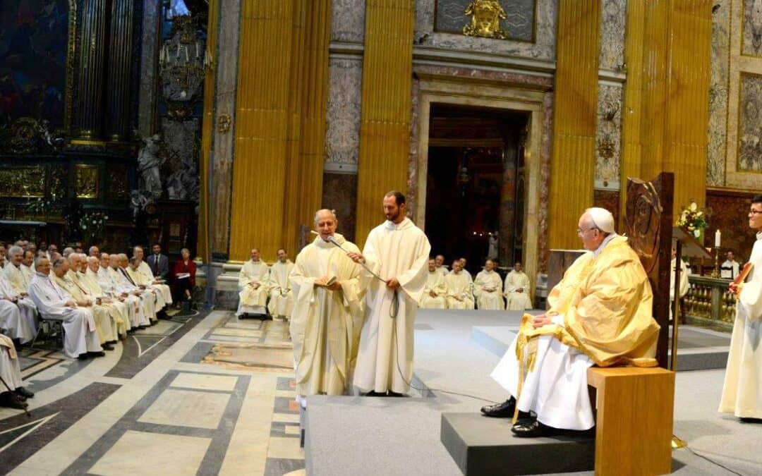 De binnenkant van Paus-jezuïet Franciscus