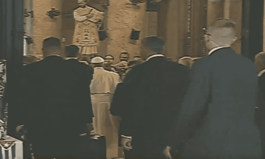 De heilige Ignatius van Loyola verwelkomt Paus Franciscus in Cuba