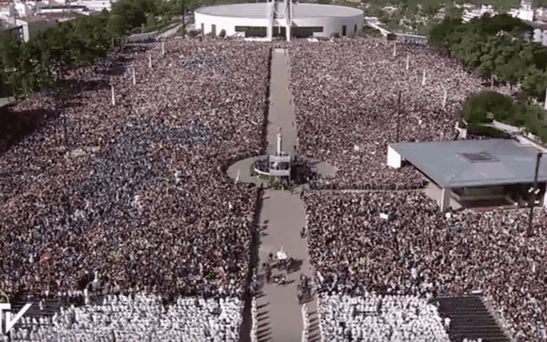 Paus viert eucharistie in Fatima: rechtstreeks