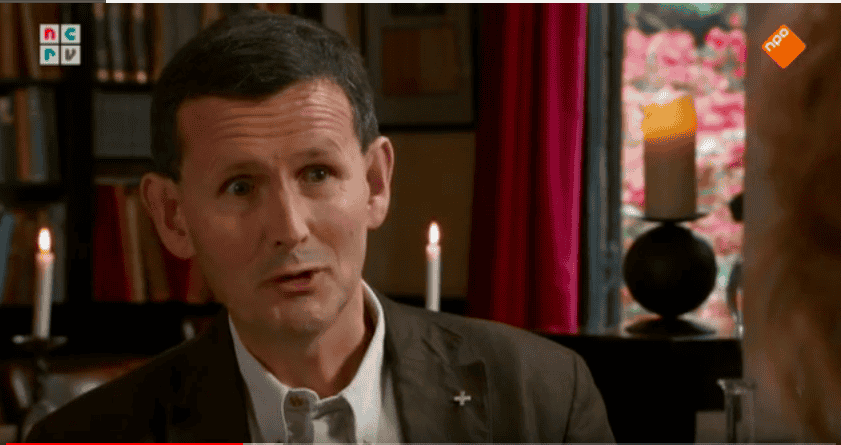 Nikolaas Sintobin sj praat honderduit in «De verwondering» over waarvan en waarvoor hij leeft