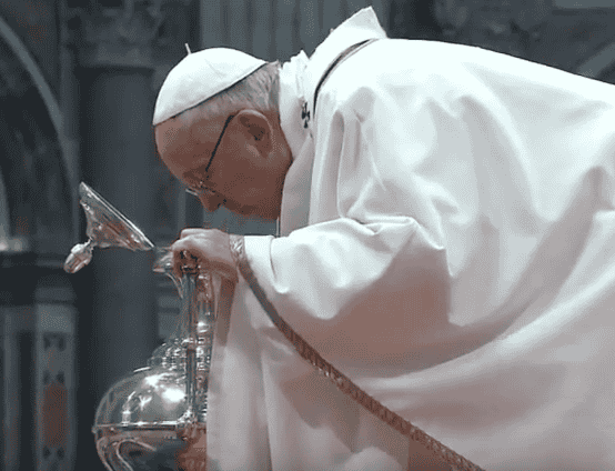 Chrisma-mis met paus Franciscus: integrale beelden