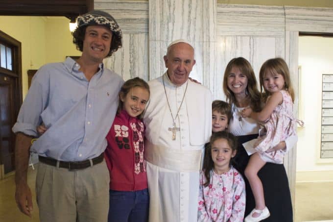 Paus Franciscus vraagt je persoonlijk gebed voor twee bijzondere intenties