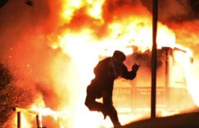 Waarom dit geen oproep is tot brandstichting