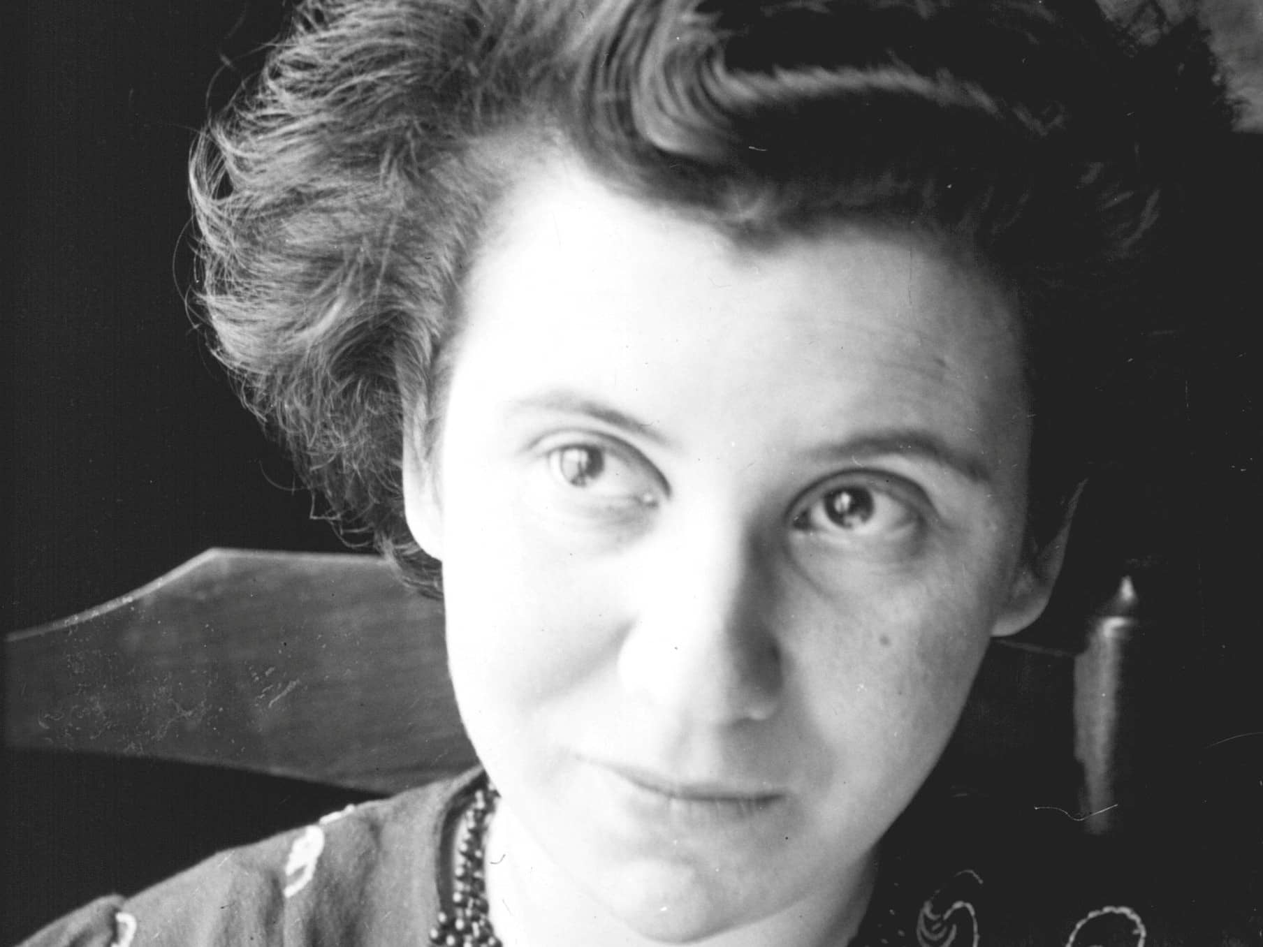 foto-etty-hillesum2-e1430847352688